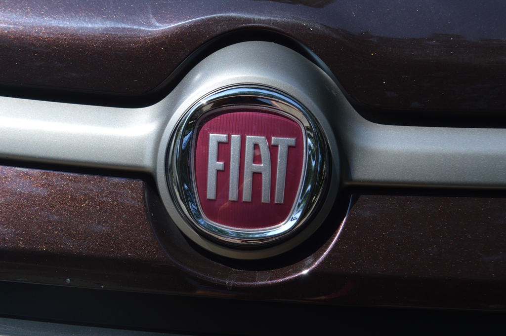 Avaliação: Picape Fiat Toro 1.8 Flex manual 2020 