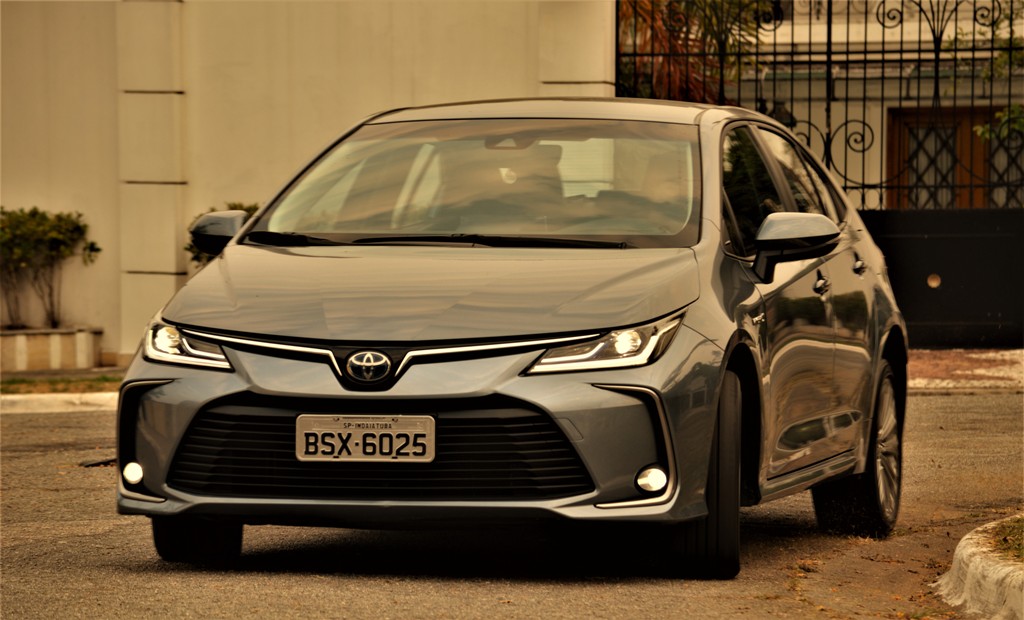 Avaliação: Toyota Corolla Altis Hibrido Flex/Impressões ao dirigir