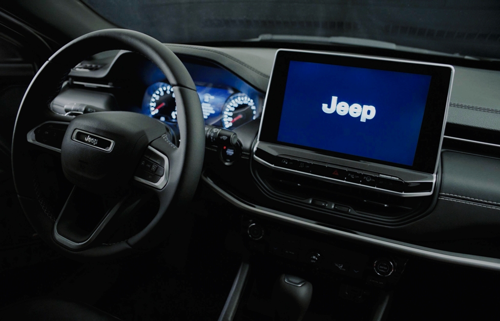 Jeep mostra Novo Compass série especial 80 anos 