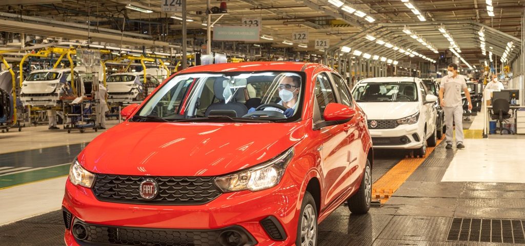 FCA Fiat Chrysler Automóveis retoma produção no Brasil