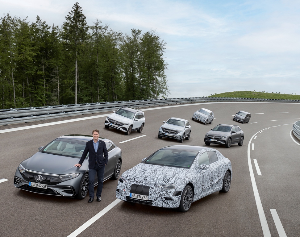 Mercedes-Benz será elétrica até o fim da década