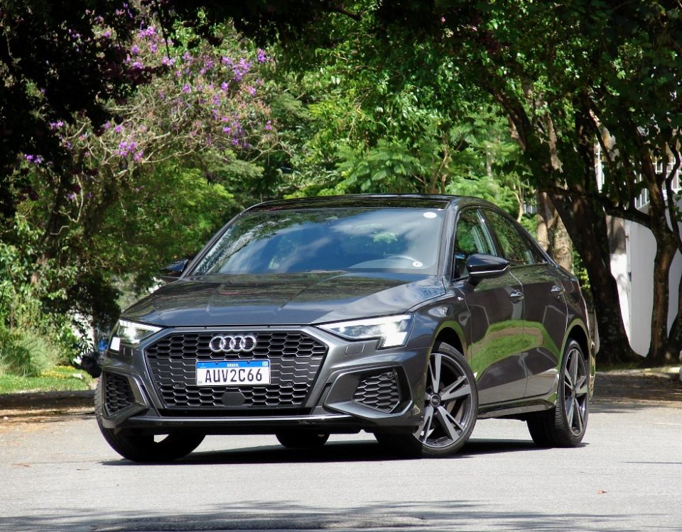 Audi oferece A3 Sedan e Sportback por assinatura