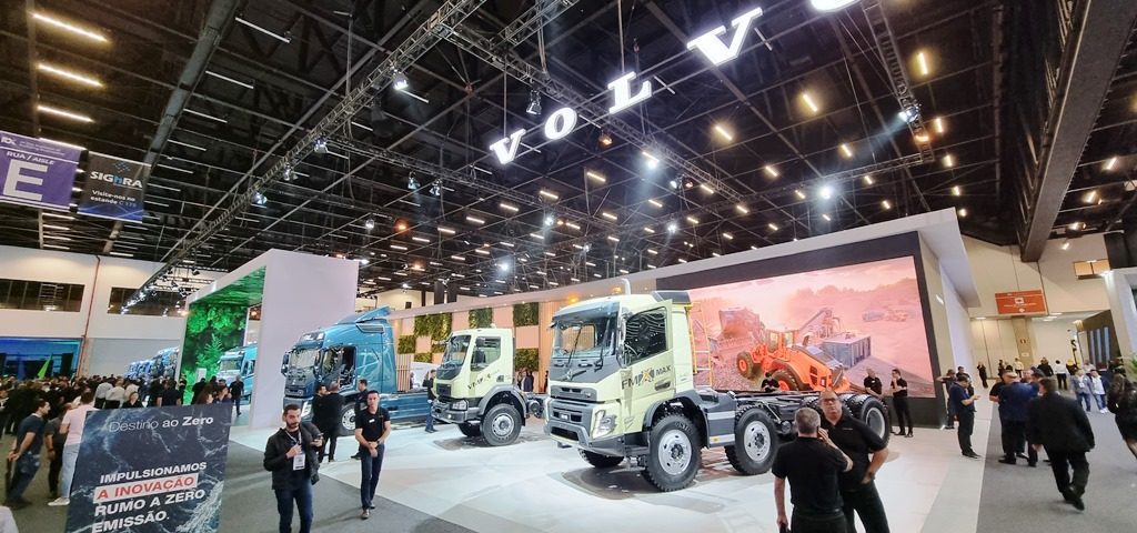 Fenatran 2024 mostra o futuro do transporte- Volvo Trucks