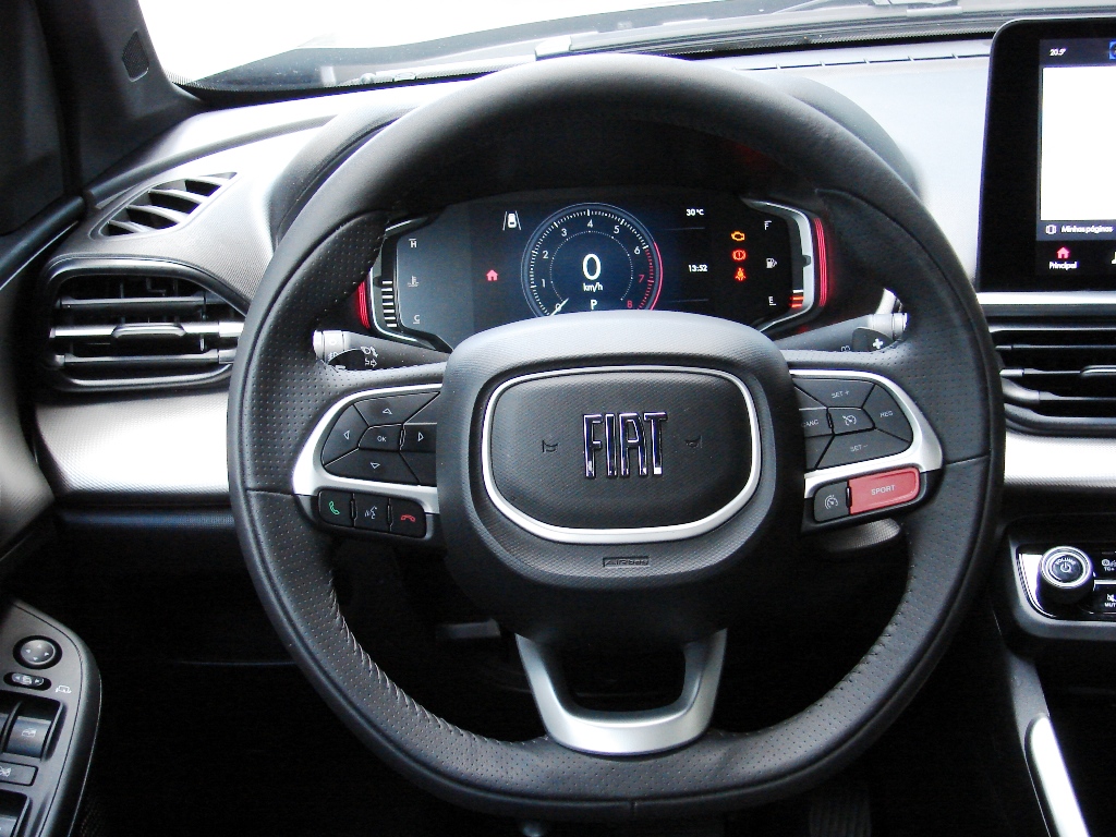 Avaliação: Fiat Fastback Impetus 2023 1.0 Turbo CVT- Volante
