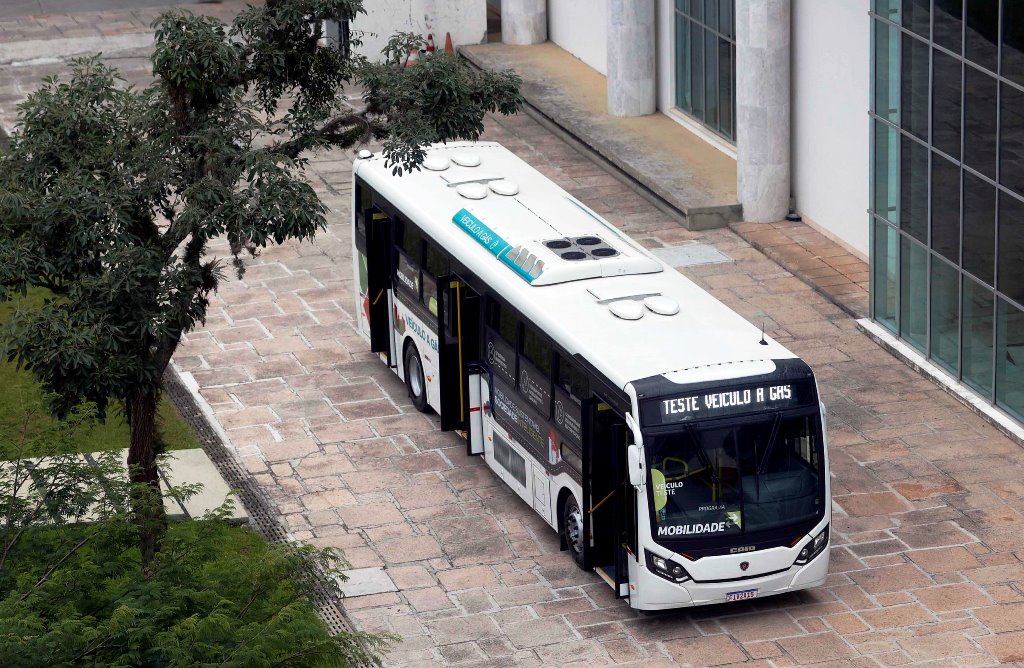 Ônibus movido a GNV em Curitiba