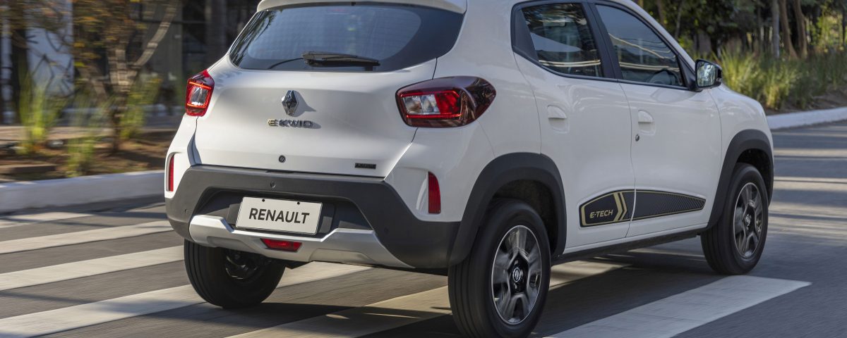 Avaliação: Carro elétrico Renault Kwid E-TECH Electric- Movimento traseira