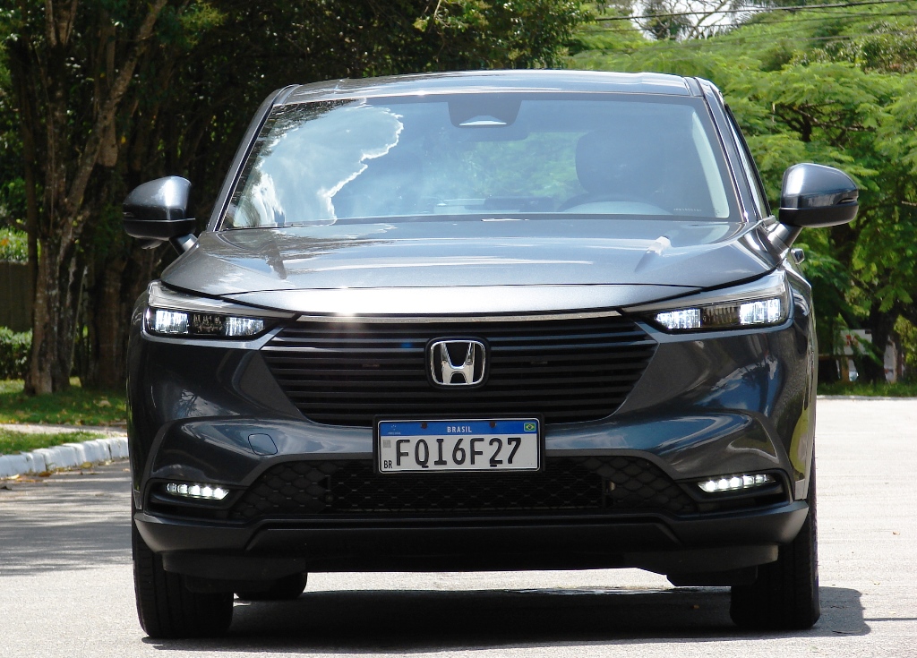 Avaliação: Novo Honda HR-V EXL SENSING 2023 Frente
