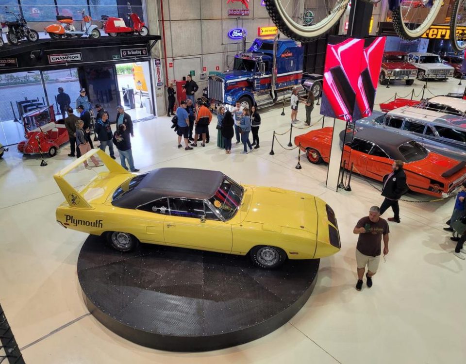 Plymouth Superbird 1970 é destaque no acervo do museu