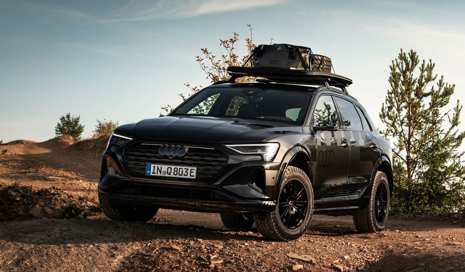 Audi Q8 e-tron Dakar é limitado em 99 unidades