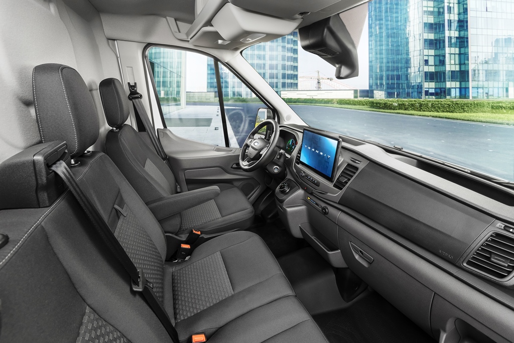 Lançamento: Ford E-Transit chassi cabine elétrica Interior