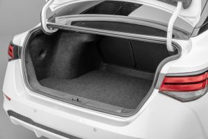 Avaliação: Novo Nissan Sentra 2.0 Exclusive CVT 2024 Porta-malas