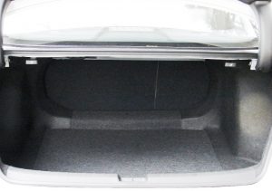 Avaliação: Honda Civic Híbrido eHEV 2024 Porta-malas