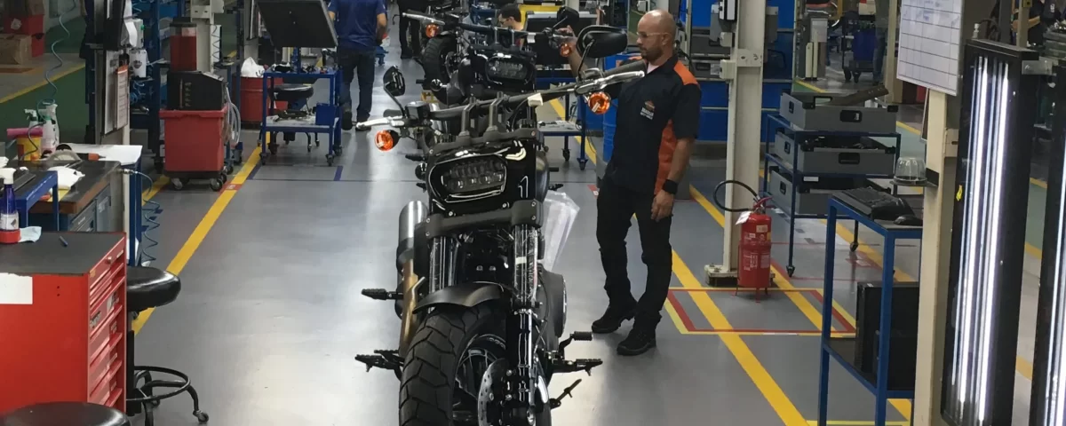 Produção de motos cresce e projeta 1,7 milhão