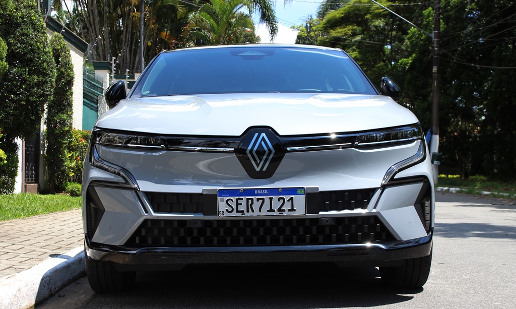 Avaliação: Renault Megane E-Tech elétrico Frente