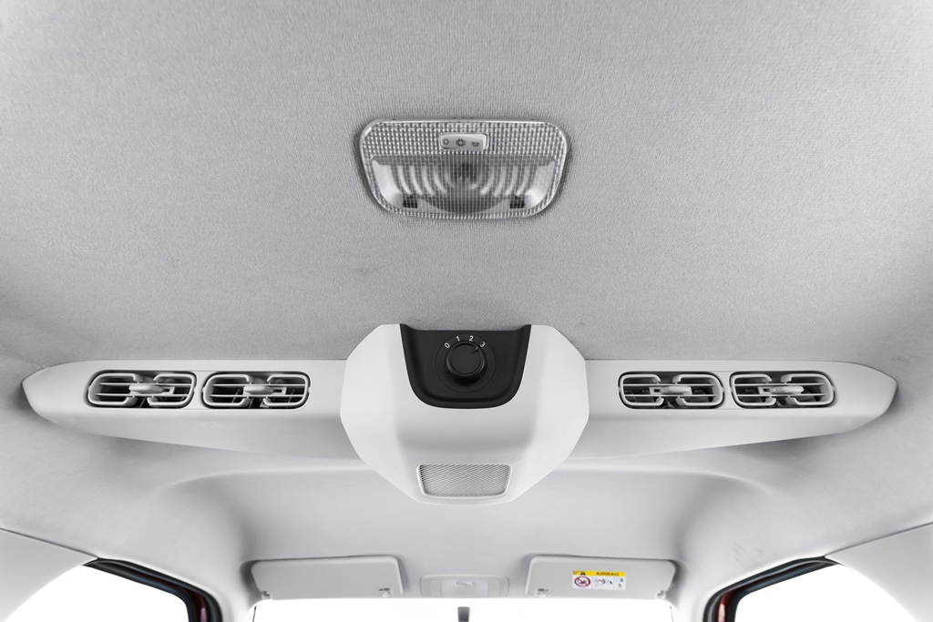 Avaliação: Citroën C3 Aircross Shine 7 lugares 2025 Saída de ar traseira