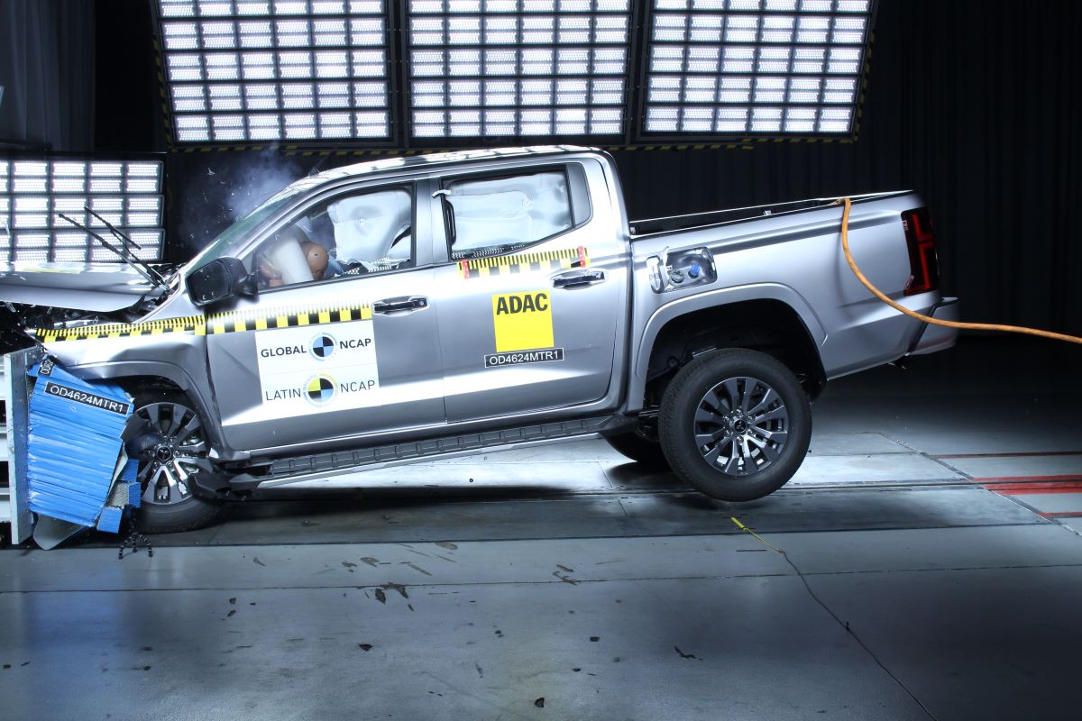Mitsubishi Triton obteve cinco estrelas no Latin NCAP