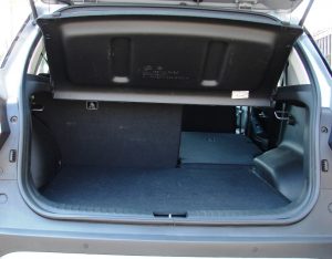 Avaliação: SUV Creta Limited Safety 2024 Porta-malas