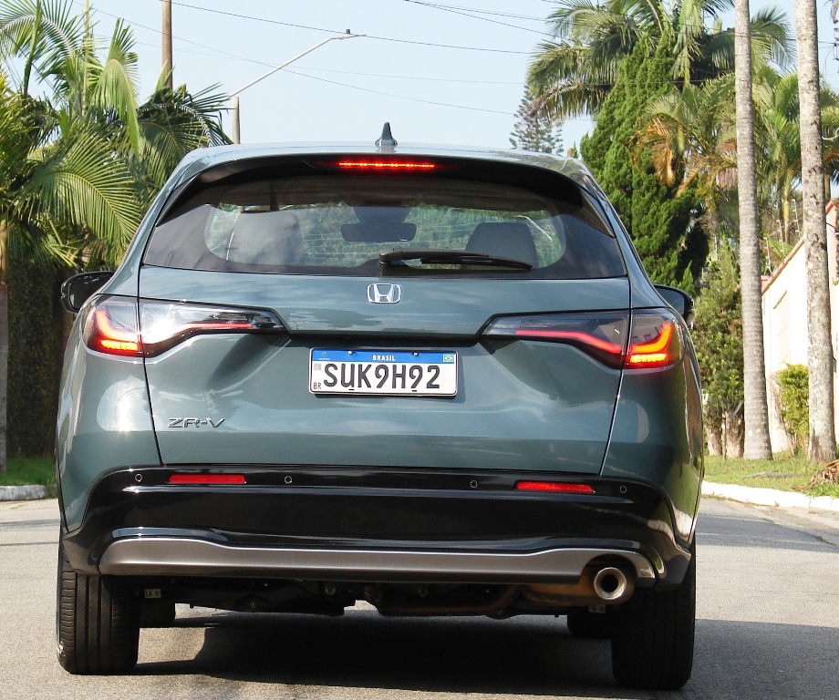 Avaliação: Honda ZR-V Touring o SUV do Civic Traseira