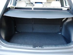 Avaliação: Toyota Corolla Cross XRX 2026 Porta-malas