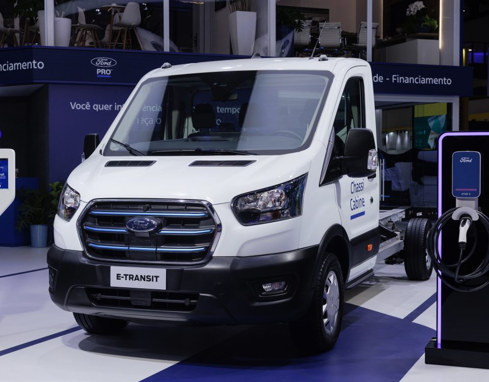 Lançamento: Nova Ford Transit 2026 E-Transit chassi cab