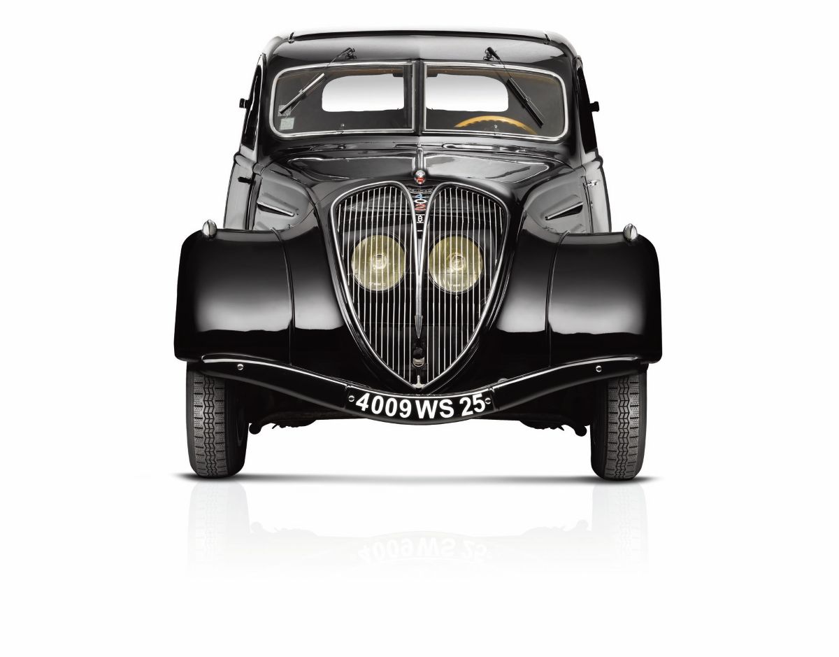 As mil e uma versões do Peugeot 402