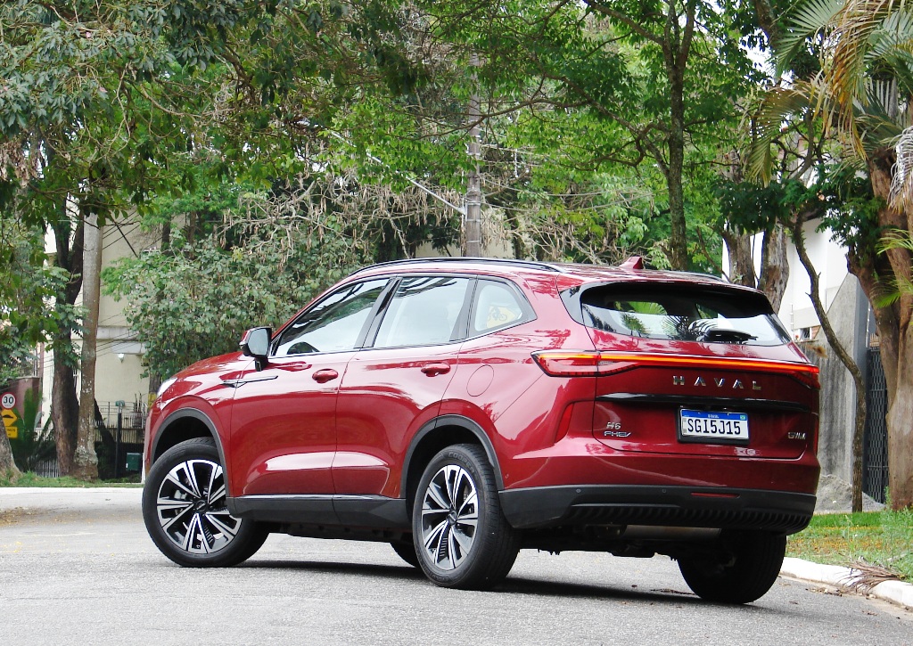 Avaliação: HAVAL H6 PHEV34 2025