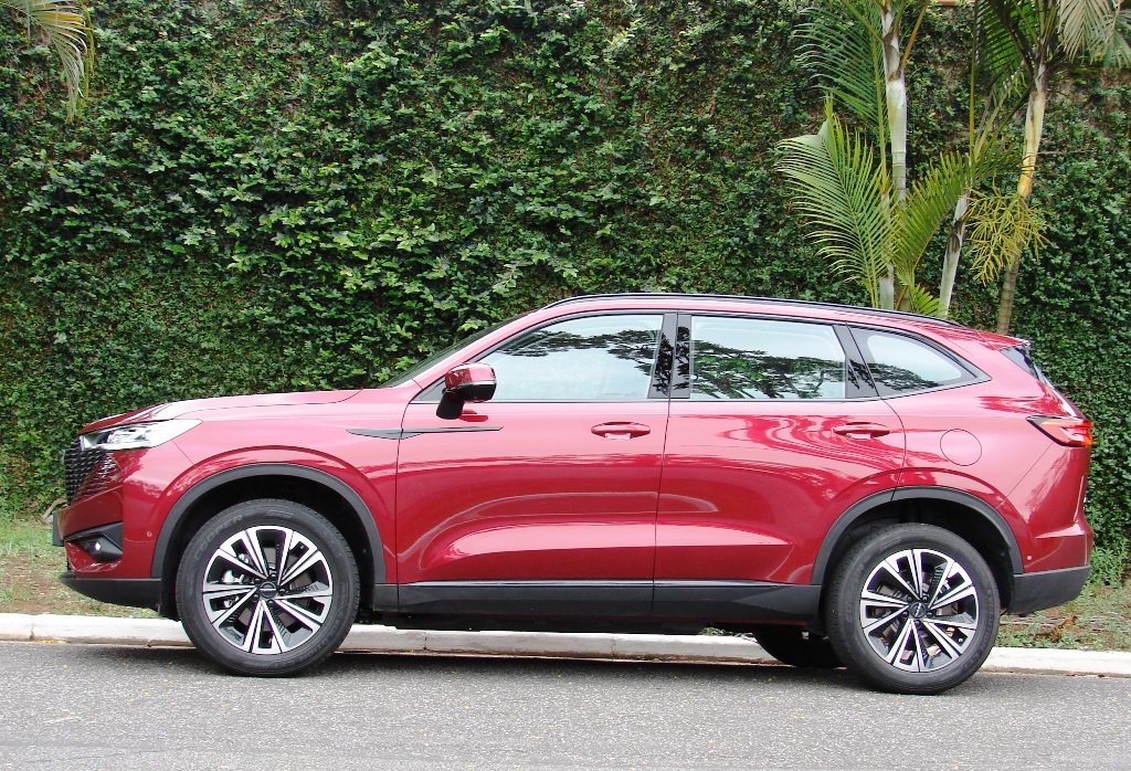 Avaliação: HAVAL H6 PHEV34 2025 Lateral
