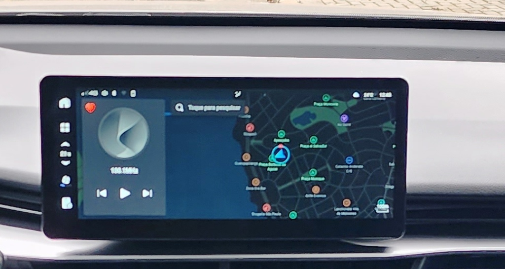 Avaliação: HAVAL H6 PHEV34 2025 Multimídia