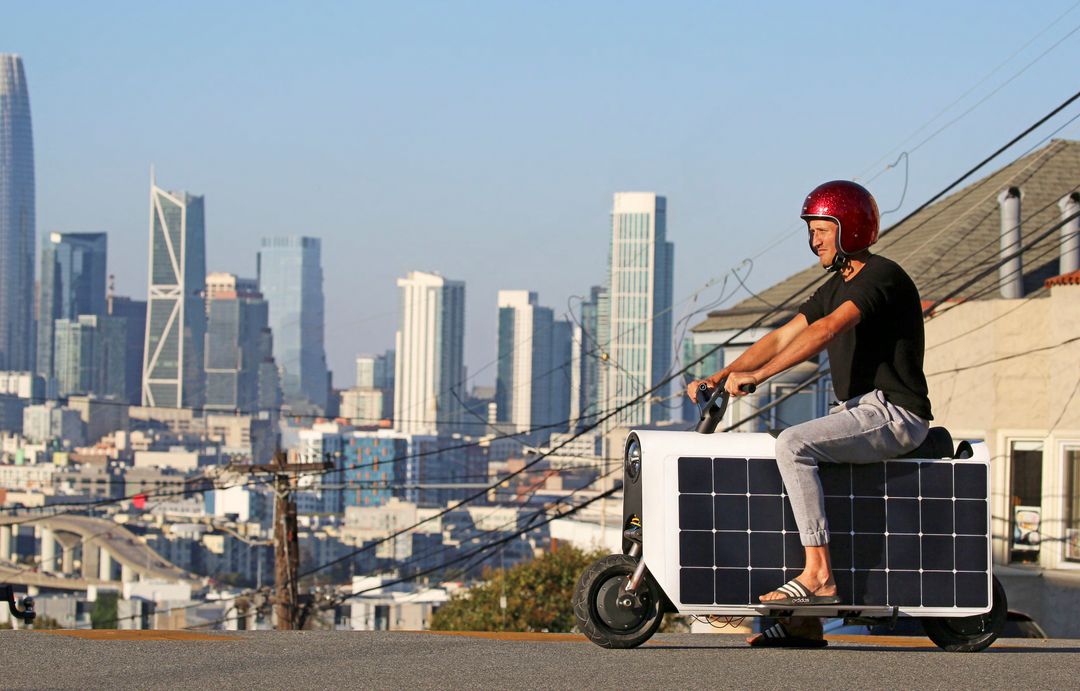 Moto solar promete autonomia infinita