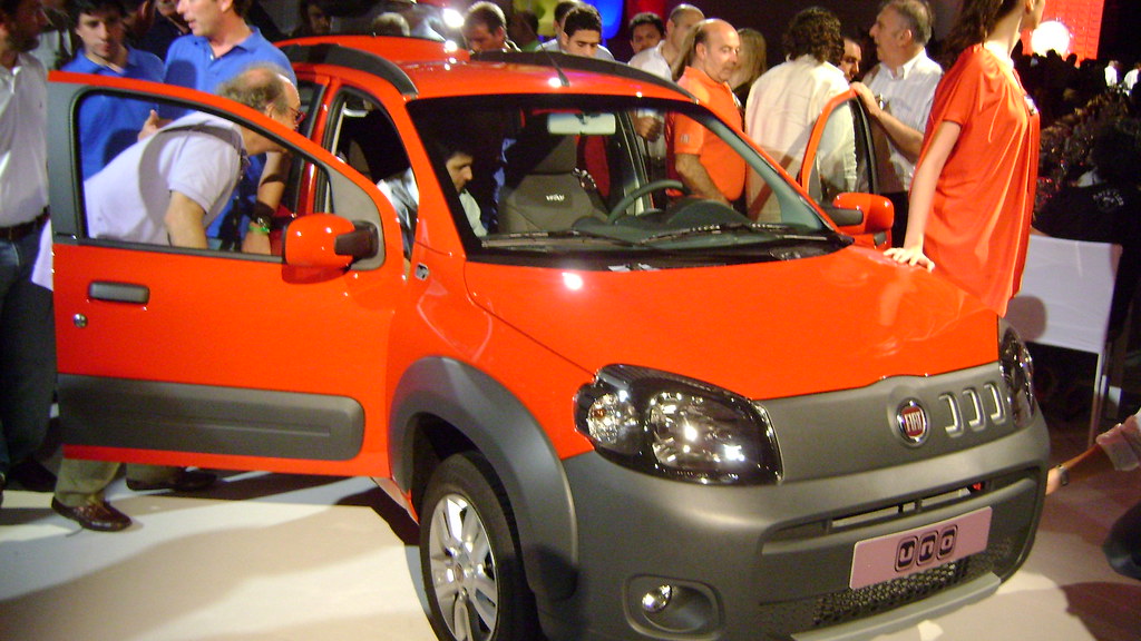 Novo Fiat Uno é lançado na Bahia 
