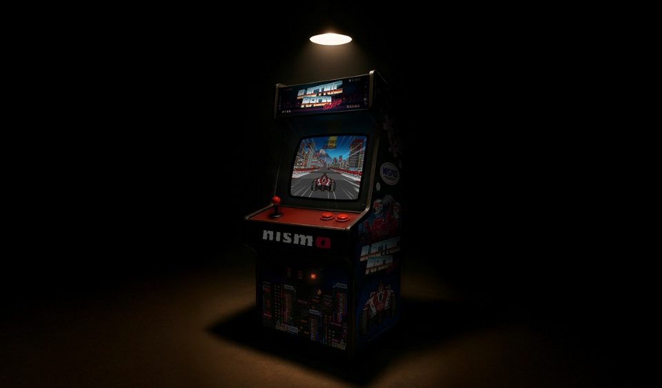 Equipe Nissan de Fórmula E lança jogo de arcade retrô