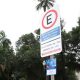 Projeto isenta táxis e aplicativos de estacionamento rotativo
