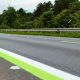 Rodovia com faixas palmeirenses verde-limão é testada