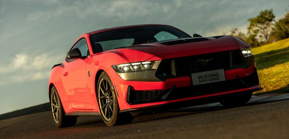 Ford anuncia Mustang Dark Horse em Interlagos