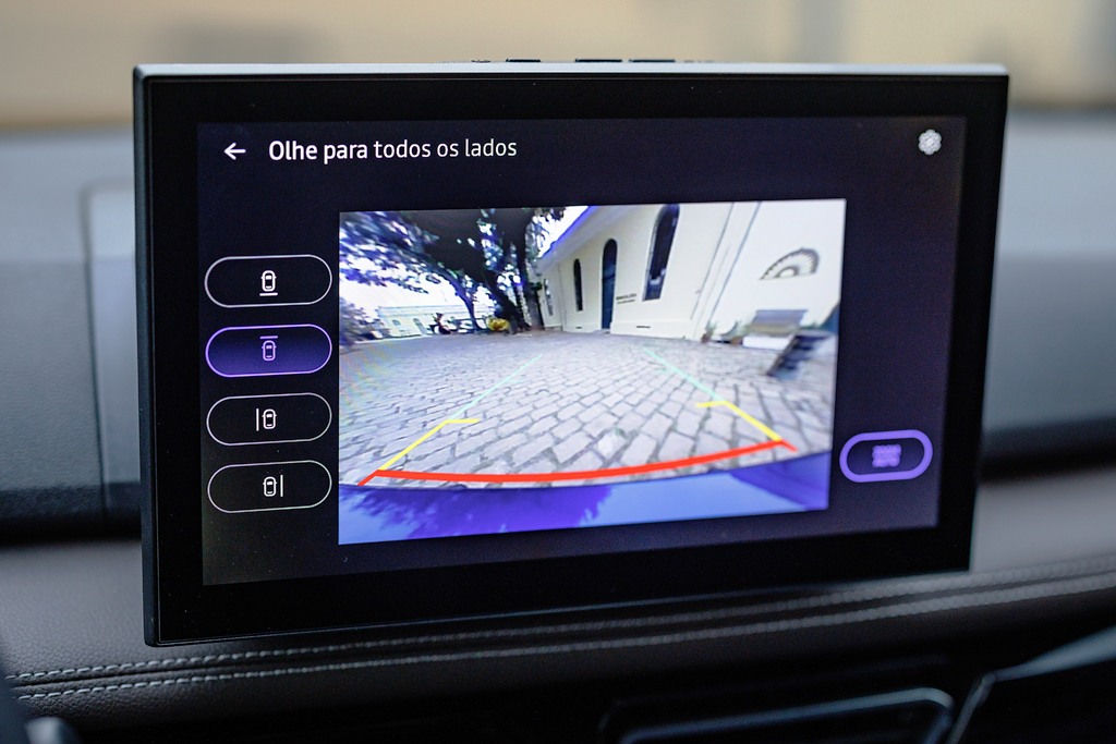 Lançamento: Renault Kardian 2026 Câmera de ré 
