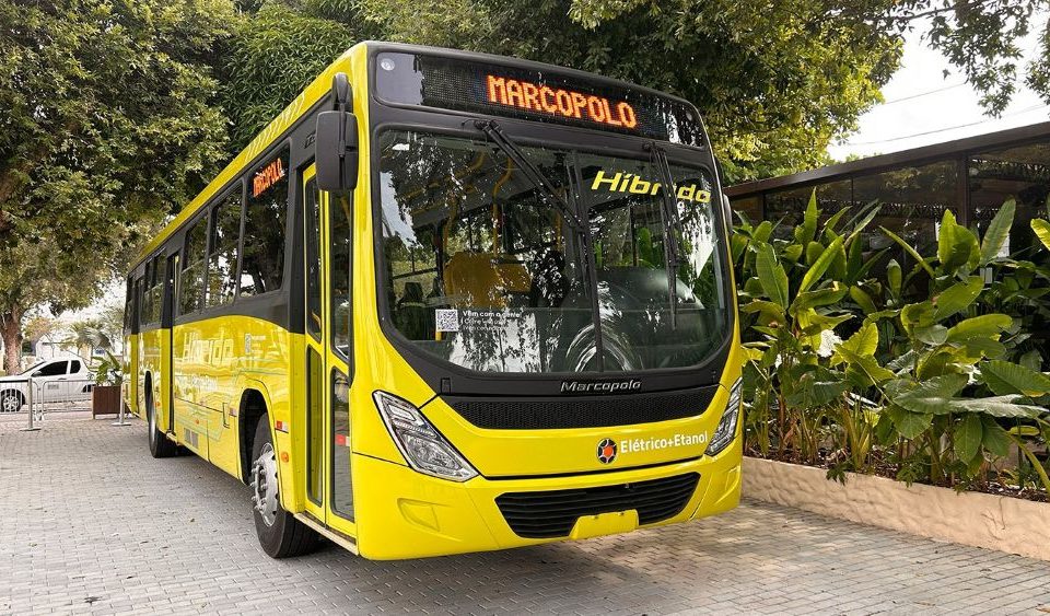 Marcopolo apresentou ônibus híbrido a etanol na COP30