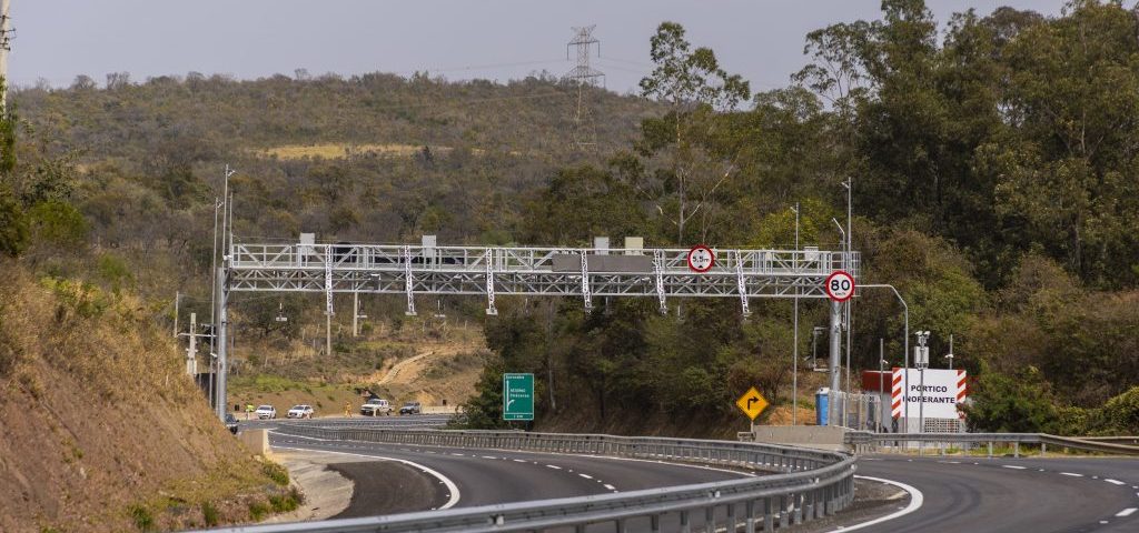 O que é verdade ou mentira sobre os pórticos nas rodovias?