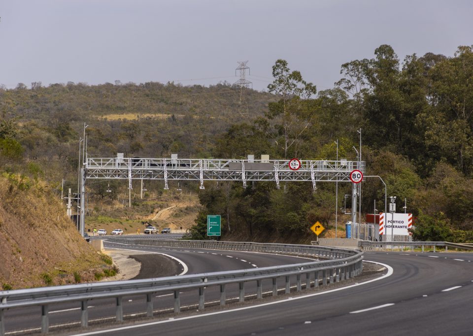 O que é verdade ou mentira sobre os pórticos nas rodovias?