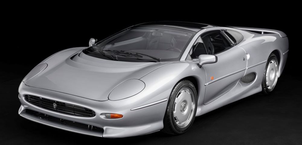 Museu Carde expõe carros icônicos no Salão do Automóvel