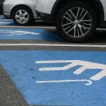 Comissão aprova livrar pontos na CNH por parada irregular em vagas rotativas