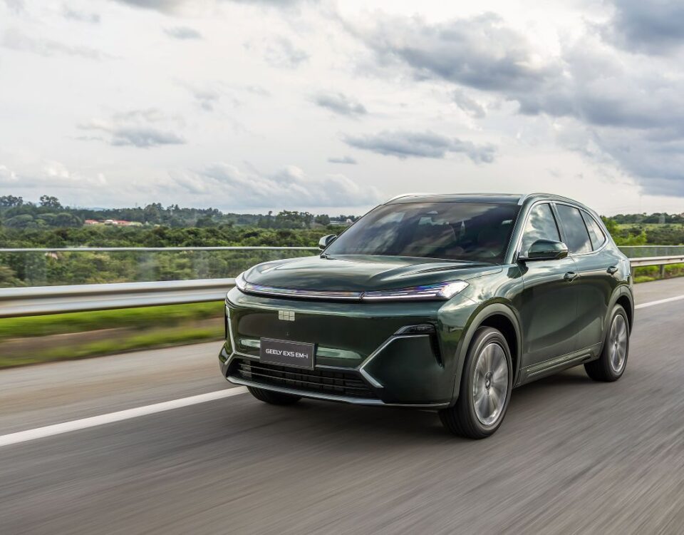 Geely EX5 EM-i: Super Híbrido plug-in chega ao Brasil