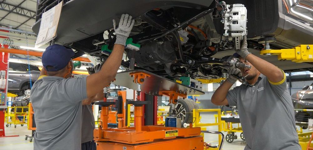 Captiva EV impulsiona expansão da GM no Ceará