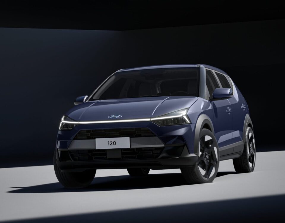 Hyundai lança i20 no Brasil por R$ 100 mil