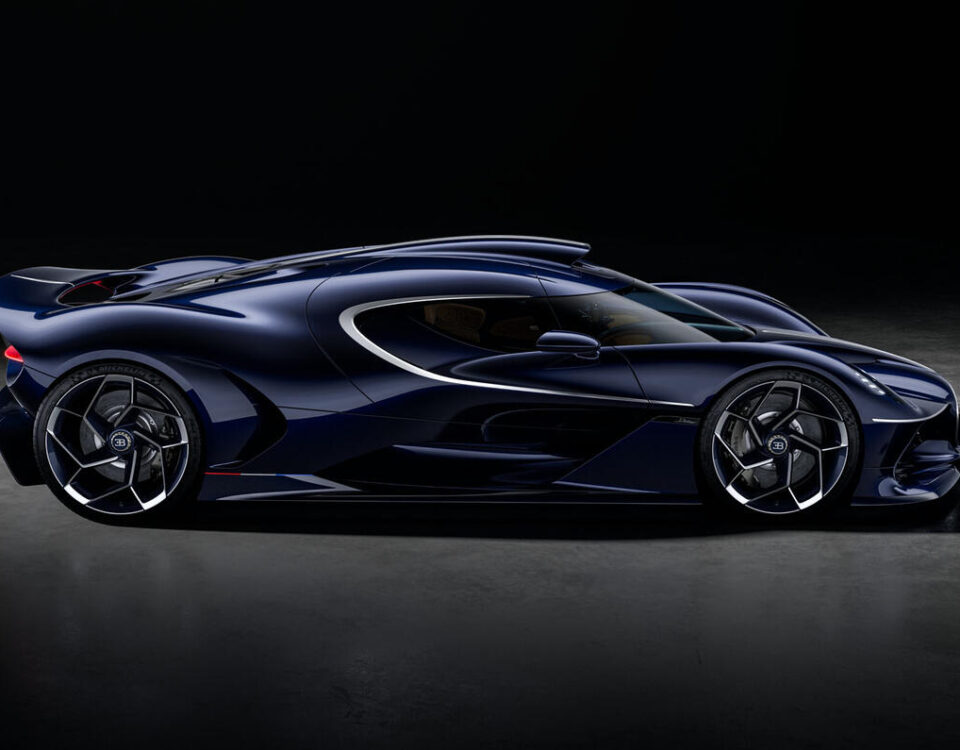 Bugatti volta a empolgar com o Destrier, exemplar único de 1.600 cv