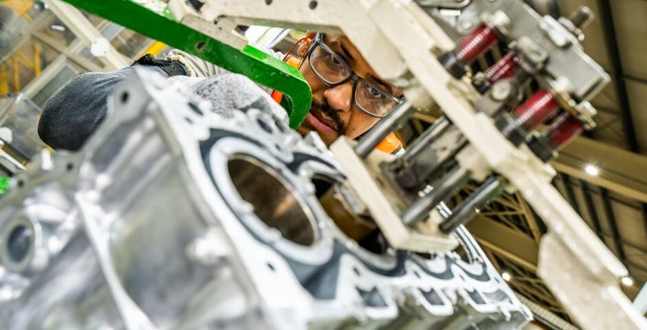 Toyota retoma da fábrica de motores em Porto Feliz
