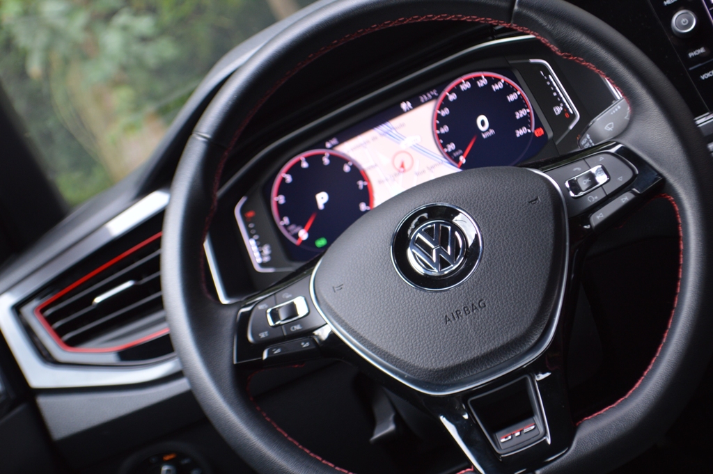 Avaliação: VW Virtus GTS Turbo 