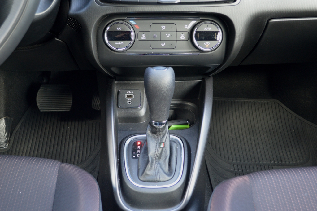 Avaliação: Fiat Cronos Precision 1.8 Automático 2021