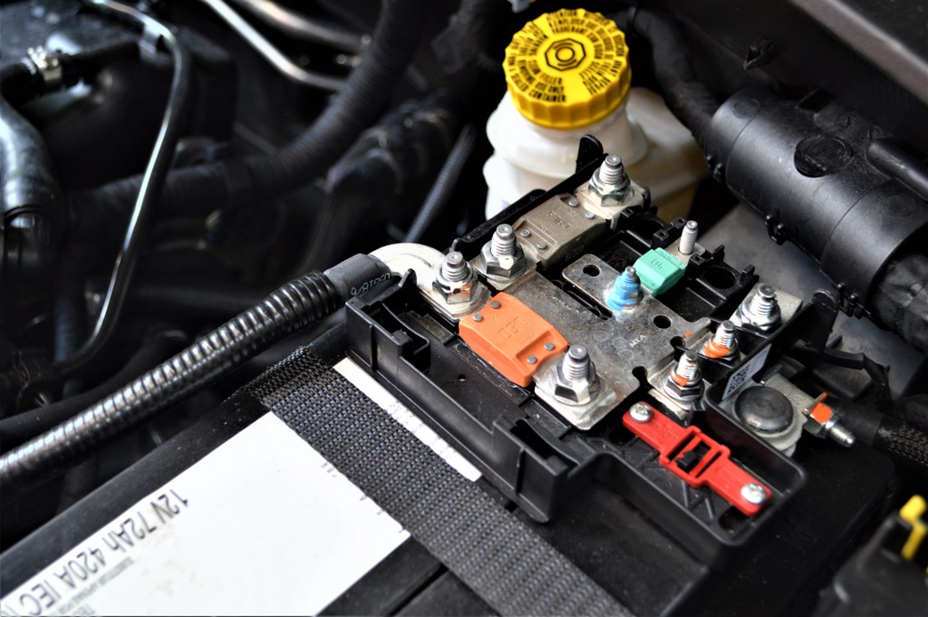 Como fazer a manutenção do motor de um carro