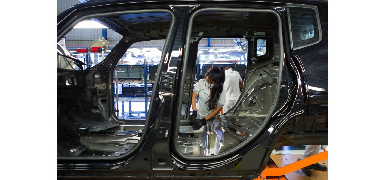 Produção de automóveis inicia o ano em queda