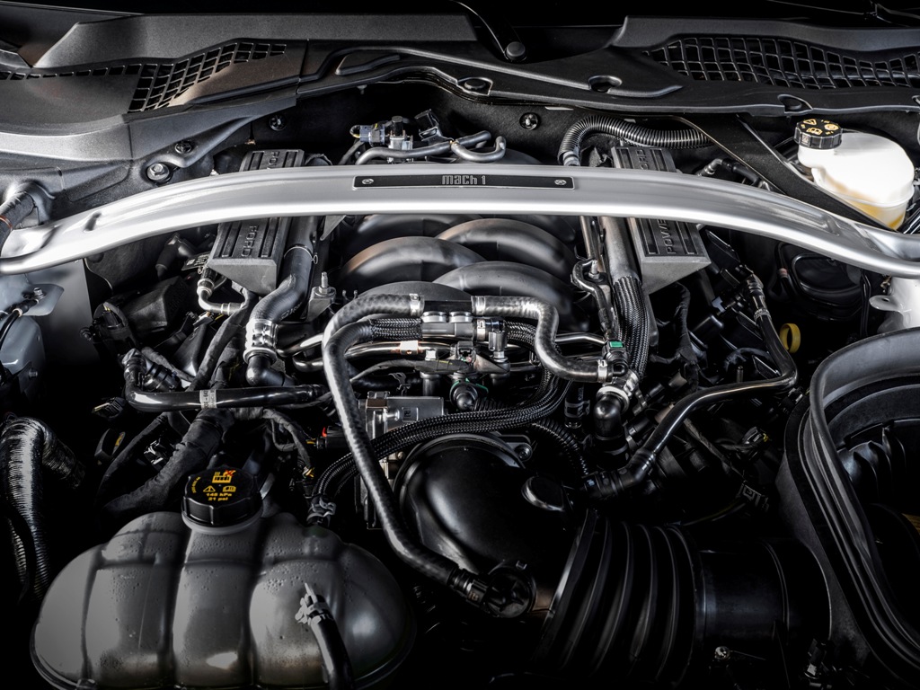 Lançamento: Ford Mustang Mach1